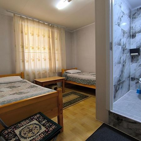 Town Yard Hostel أولان باتور المظهر الخارجي الصورة