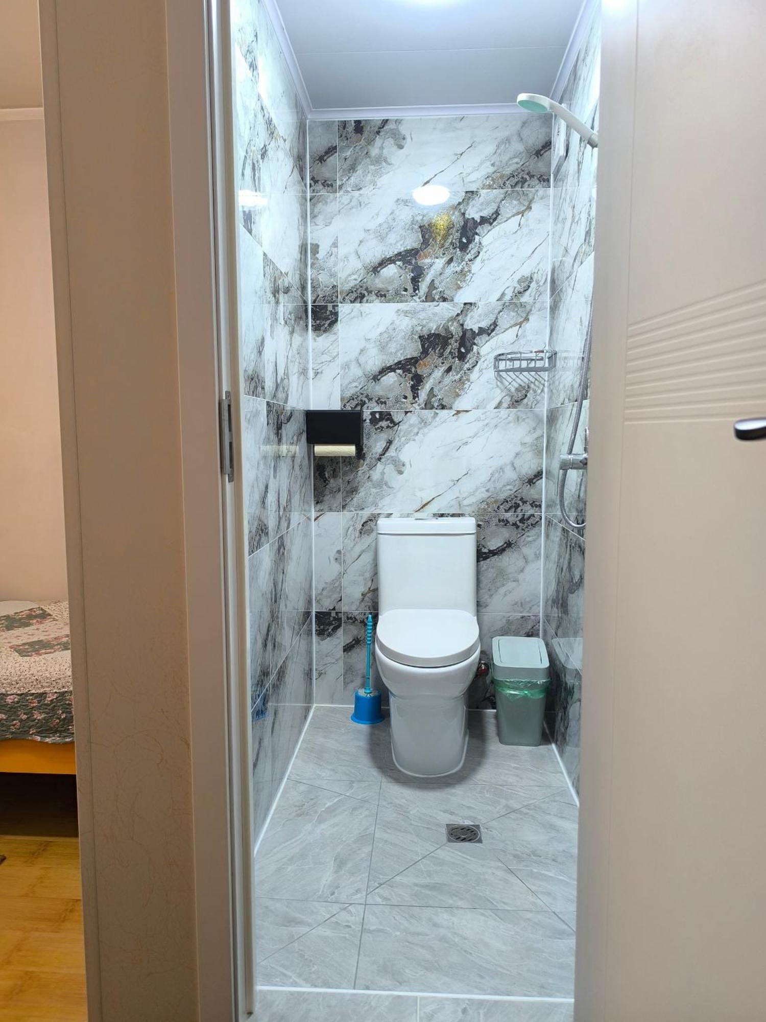 Town Yard Hostel أولان باتور المظهر الخارجي الصورة