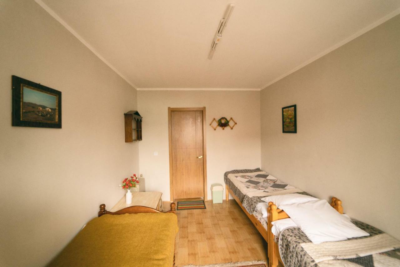 Town Yard Hostel أولان باتور المظهر الخارجي الصورة