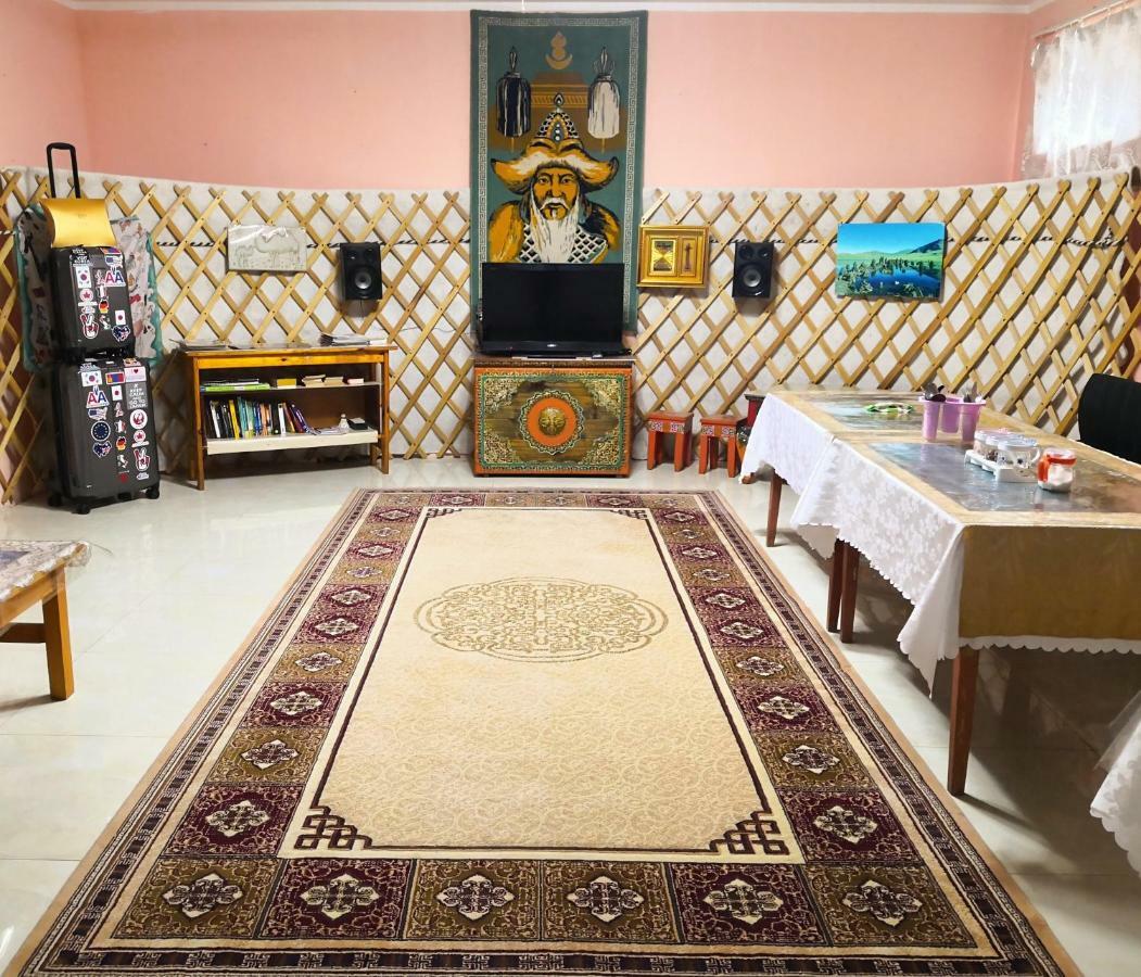 Town Yard Hostel أولان باتور المظهر الخارجي الصورة