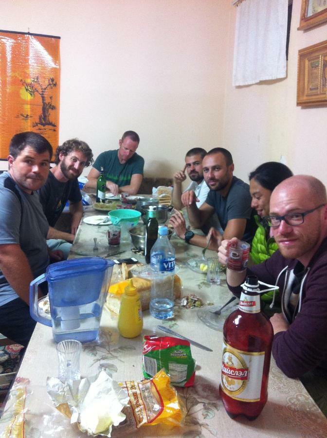 Town Yard Hostel أولان باتور المظهر الخارجي الصورة